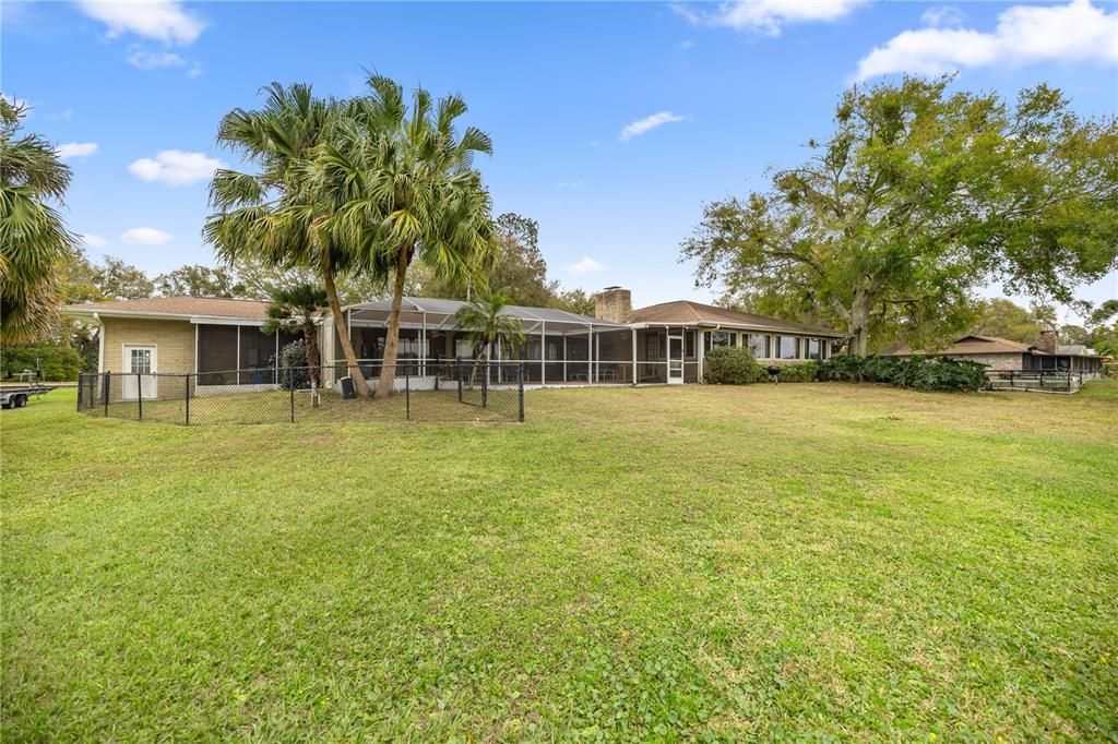 На продажу: $595,000 (3 спален, 2 ванн, 2284 Квадратных фут)