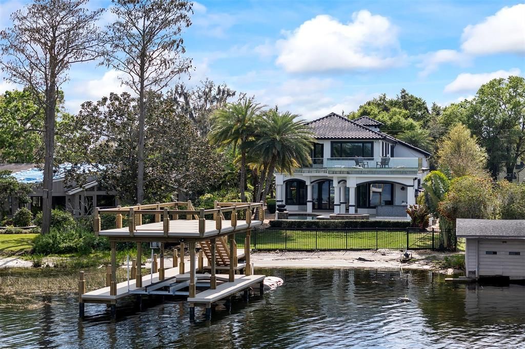 En Venta: $4,150,000 (5 camas, 6 baños, 5639 Pies cuadrados)