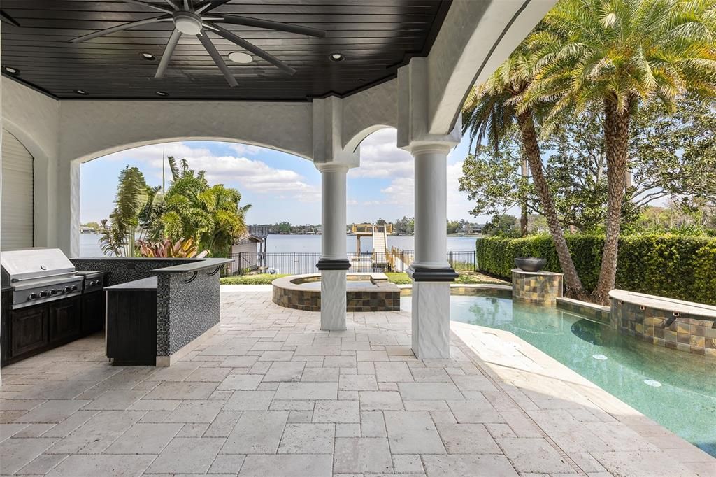 En Venta: $4,150,000 (5 camas, 6 baños, 5639 Pies cuadrados)