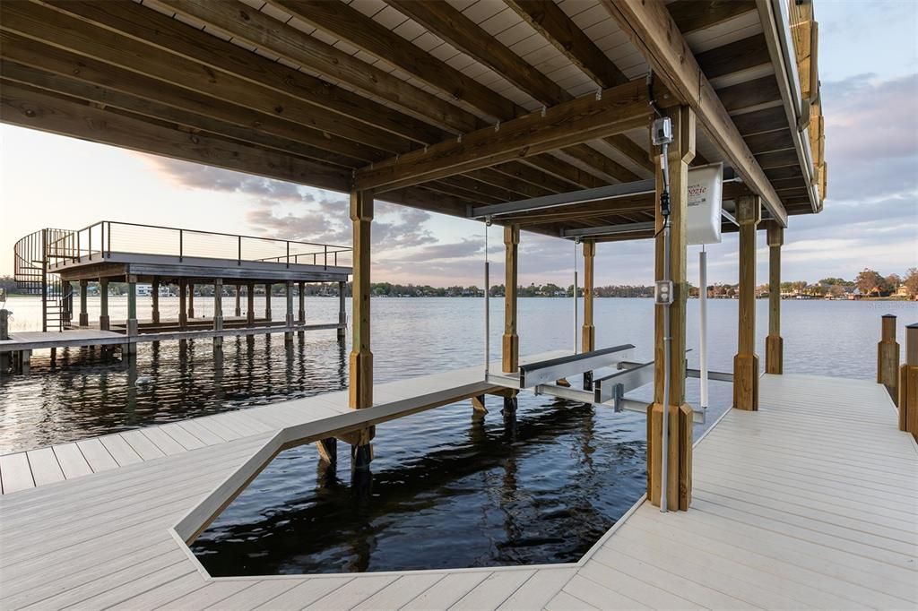 En Venta: $4,150,000 (5 camas, 6 baños, 5639 Pies cuadrados)