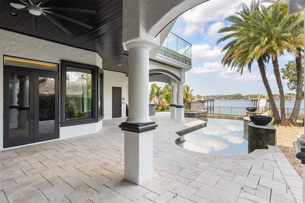 En Venta: $4,150,000 (5 camas, 6 baños, 5639 Pies cuadrados)