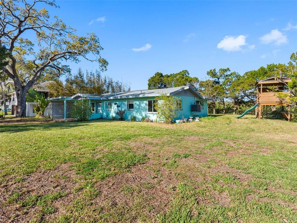 En Venta: $279,000 (2 camas, 1 baños, 1147 Pies cuadrados)