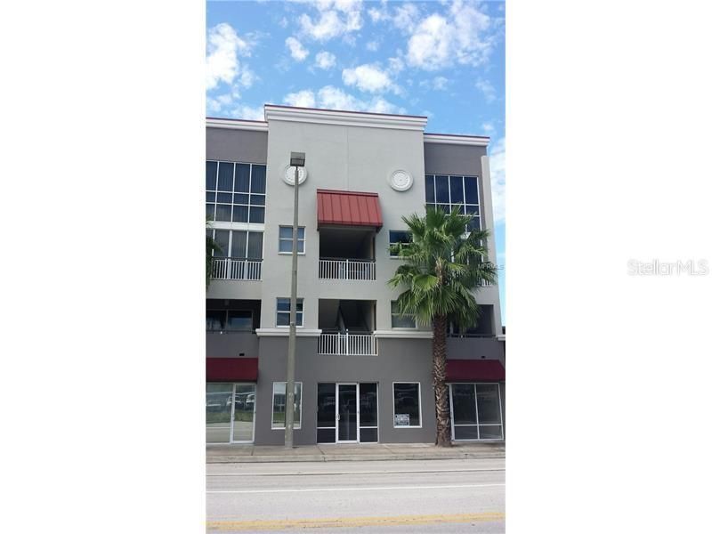 Recently Rented: $3,000 (1 beds, 1 baths, 1520 Square Feet)