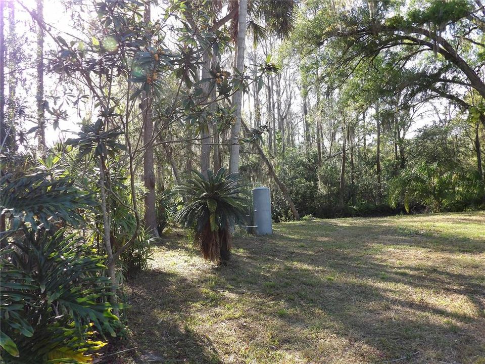 待售: $229,900 (0.38 acres)