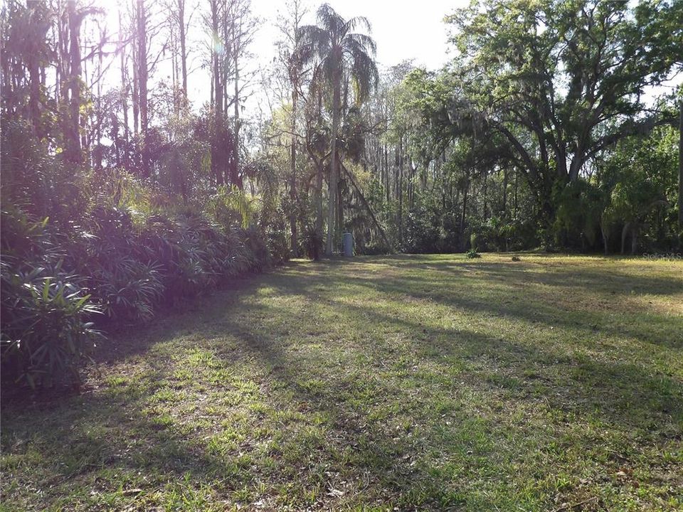 待售: $229,900 (0.38 acres)