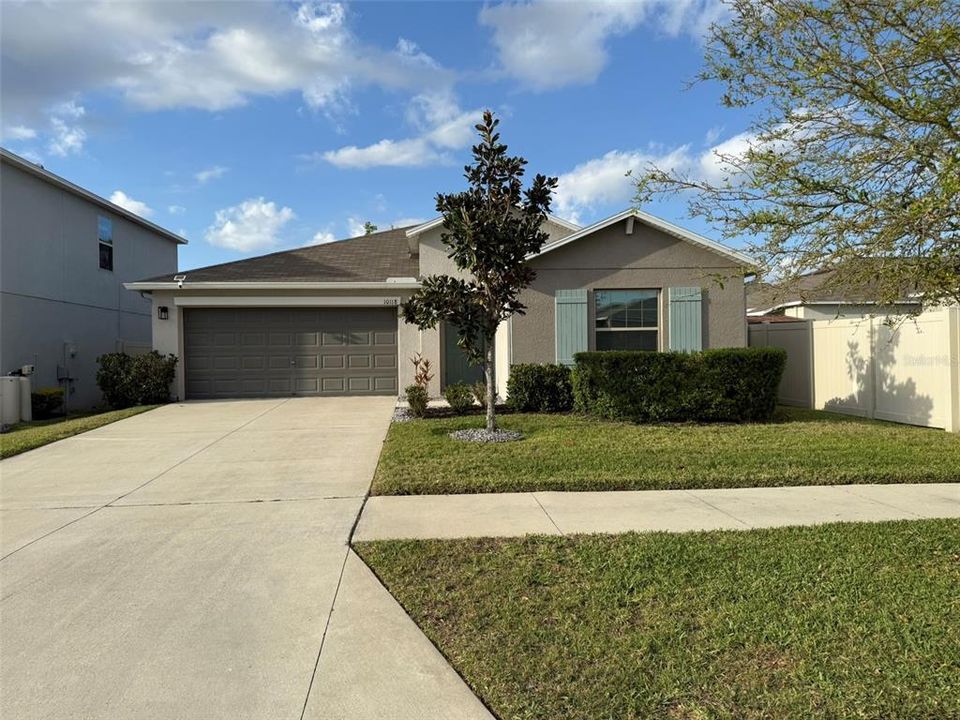 最近租的: $3,300 (4 贝兹, 2 浴室, 1918 平方英尺)