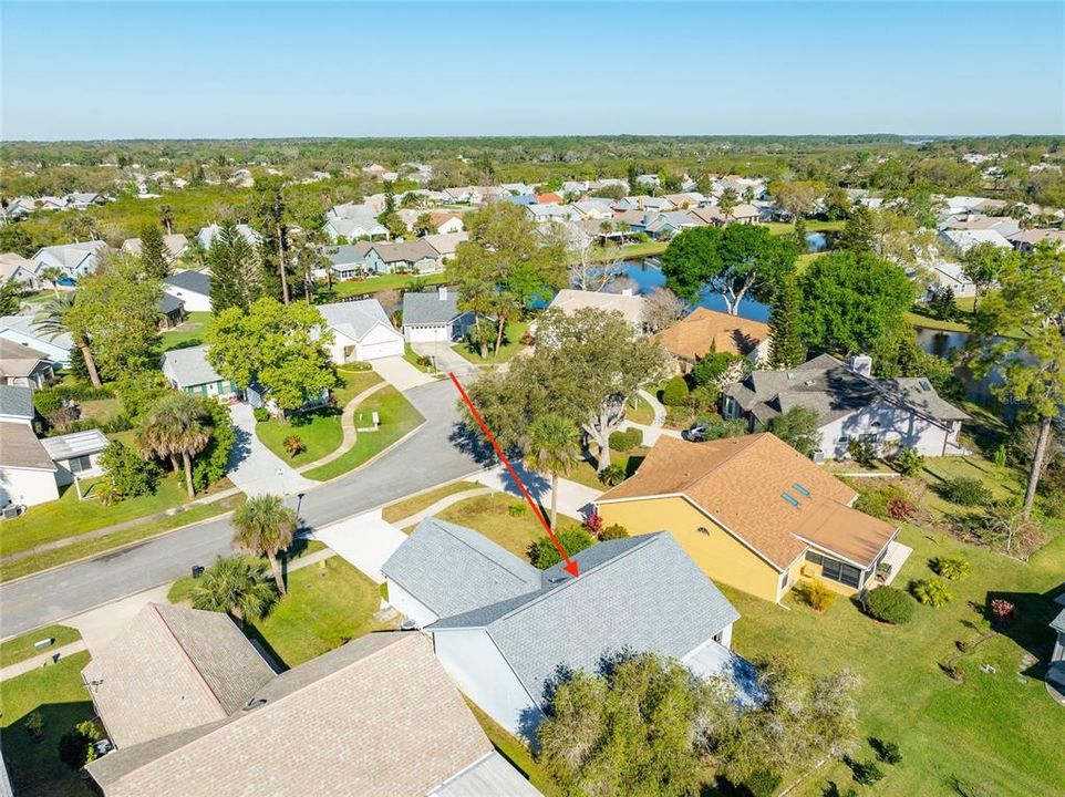 На продажу: $275,000 (2 спален, 2 ванн, 1125 Квадратных фут)