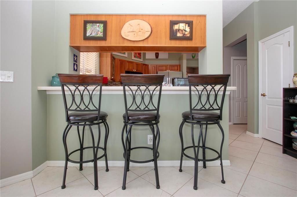 待售: $485,000 (3 贝兹, 2 浴室, 2117 平方英尺)