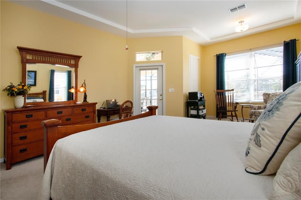 待售: $485,000 (3 贝兹, 2 浴室, 2117 平方英尺)