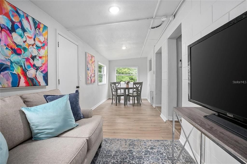 For Sale: $525,000 (4 beds, 3 baths, 2748 Square Feet)