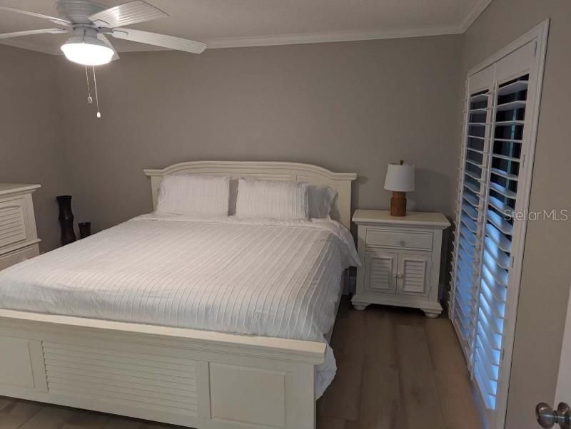 Под контрактом: $2,400 (1 спален, 1 ванн, 825 Квадратных фут)