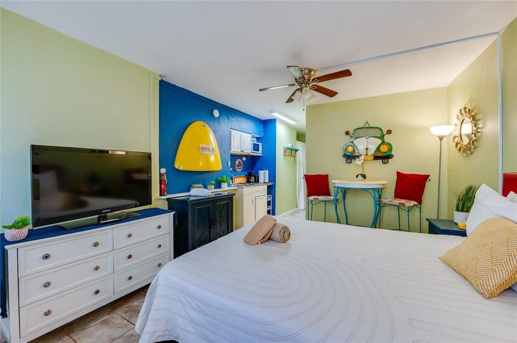 На продажу: $95,000 (1 спален, 1 ванн, 257 Квадратных фут)