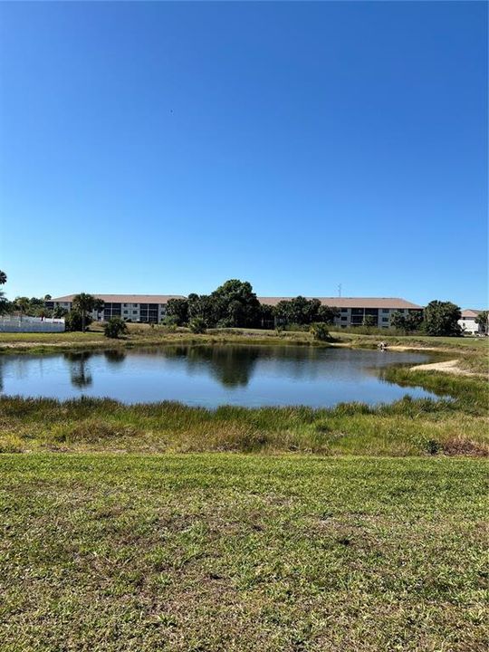 For Rent: $2,000 (2 beds, 2 baths, 1228 Square Feet)