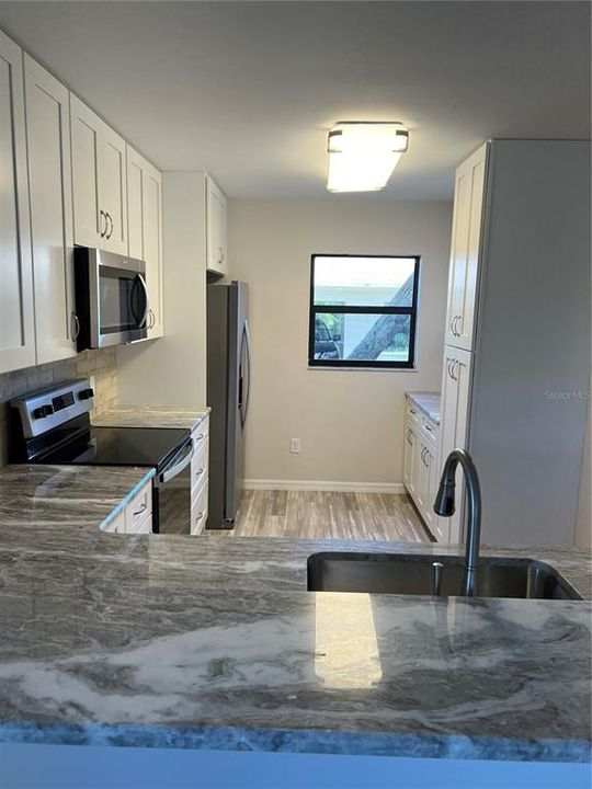 For Rent: $2,000 (2 beds, 2 baths, 1228 Square Feet)