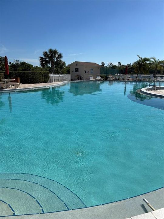 For Rent: $2,000 (2 beds, 2 baths, 1228 Square Feet)