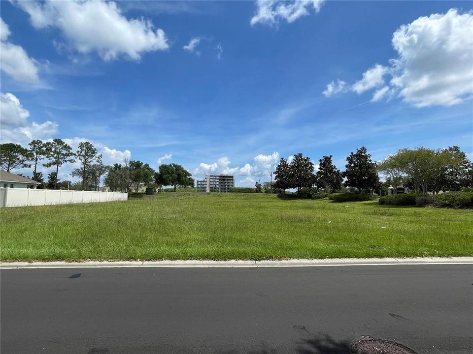 Vendido Recientemente: $120,000 (0.36 acres)