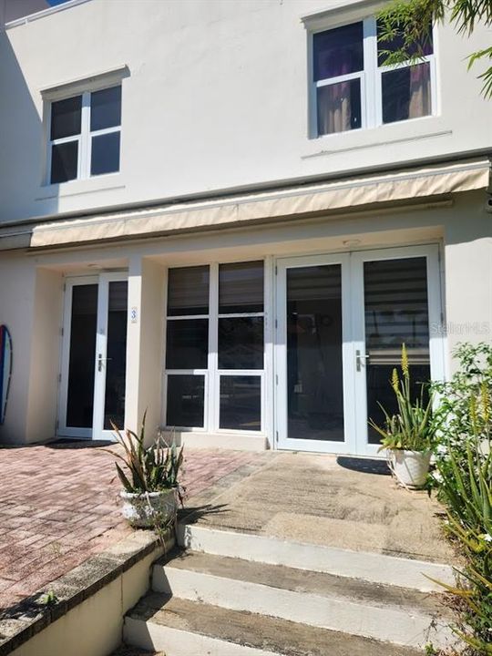 Active With Contract: $435,000 (3 beds, 2 baths, 2396 Square Feet)