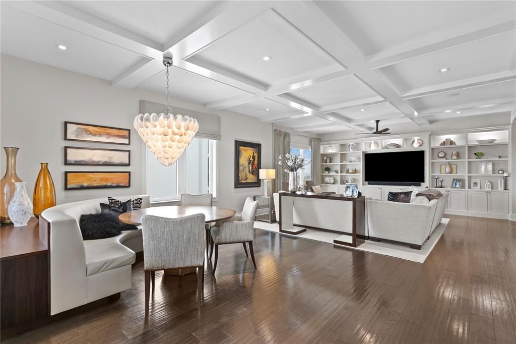 For Sale: $8,450,000 (5 beds, 6 baths, 7457 Square Feet)