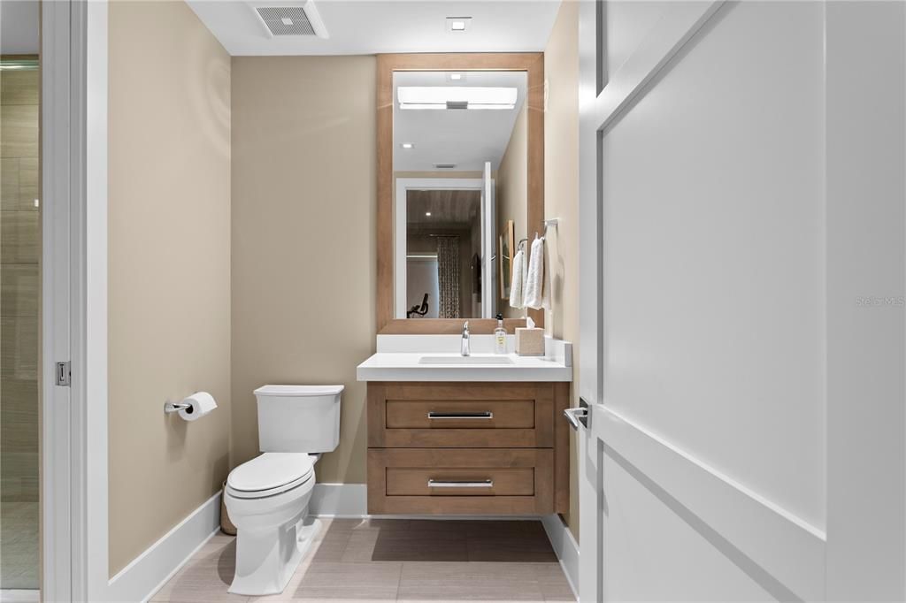 For Sale: $8,450,000 (5 beds, 6 baths, 7457 Square Feet)