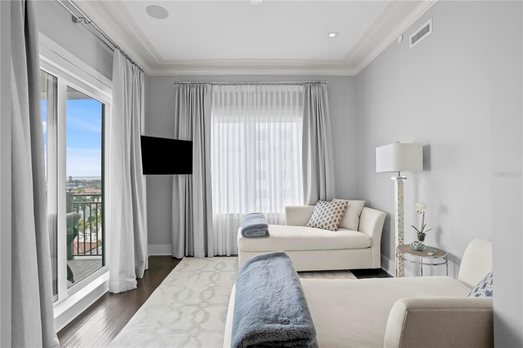 For Sale: $8,450,000 (5 beds, 6 baths, 7457 Square Feet)