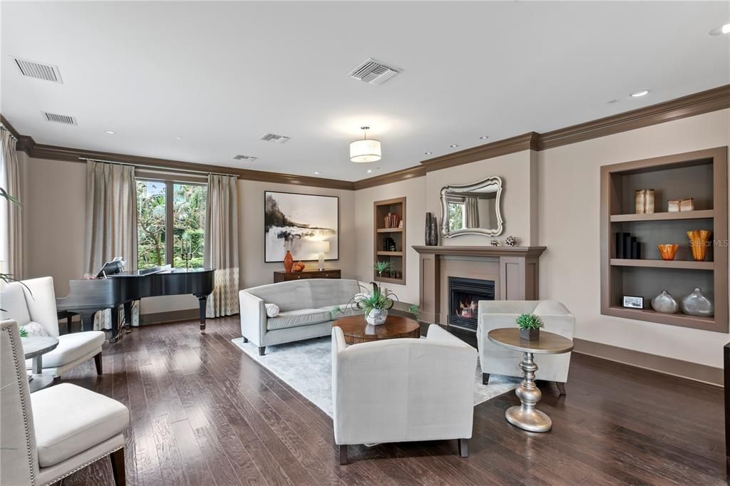 For Sale: $8,450,000 (5 beds, 6 baths, 7457 Square Feet)