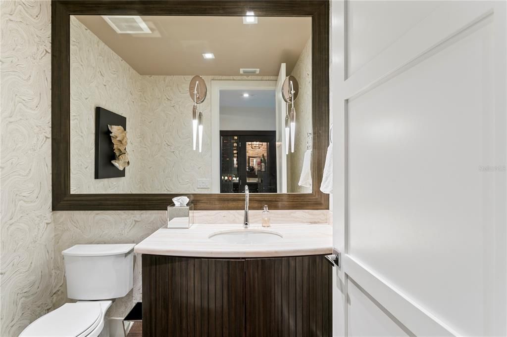 For Sale: $8,450,000 (5 beds, 6 baths, 7457 Square Feet)