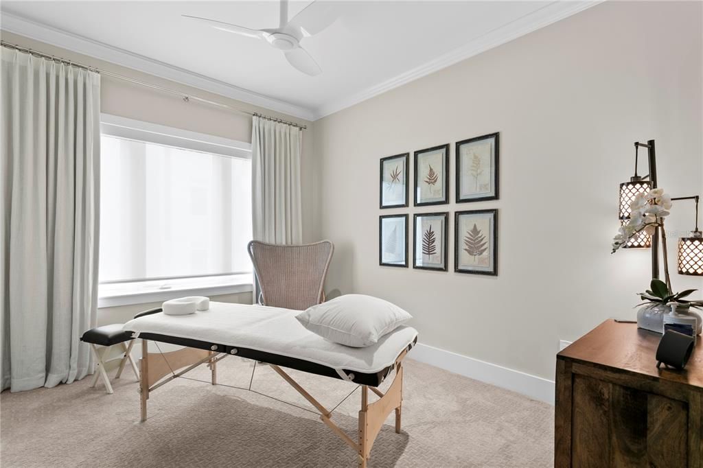 For Sale: $8,450,000 (5 beds, 6 baths, 7457 Square Feet)