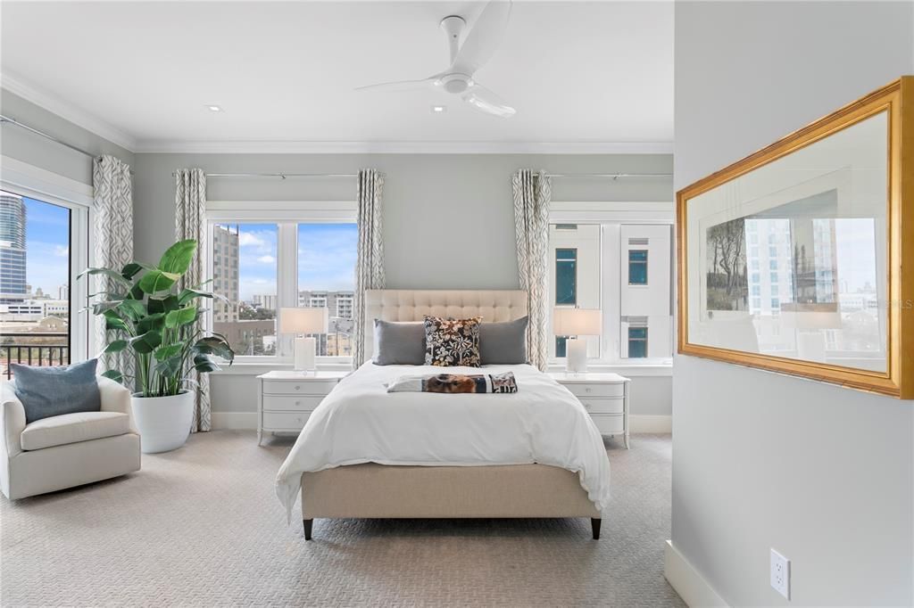 For Sale: $8,450,000 (5 beds, 6 baths, 7457 Square Feet)