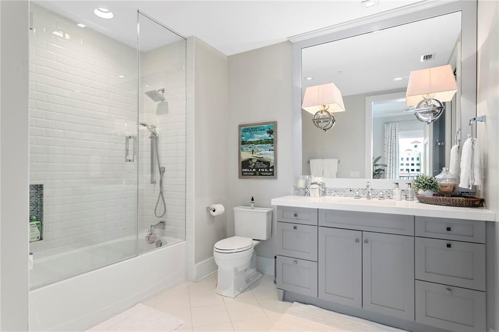 For Sale: $8,450,000 (5 beds, 6 baths, 7457 Square Feet)