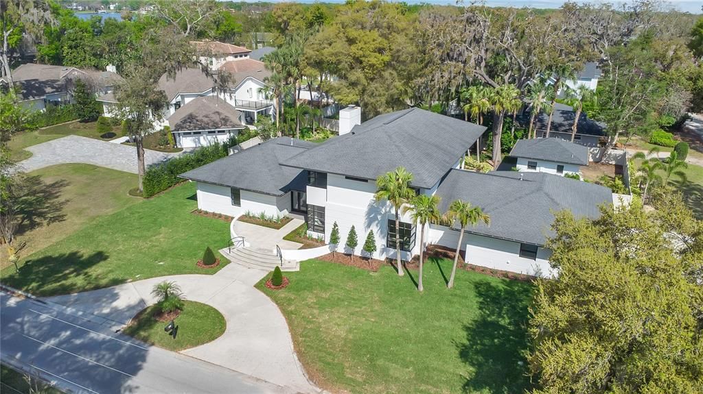 Active With Contract: $2,375,000 (5 beds, 4 baths, 4688 Square Feet)