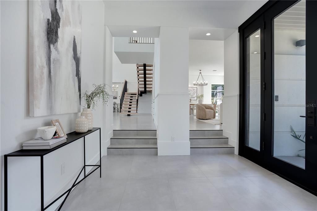 Active With Contract: $2,375,000 (5 beds, 4 baths, 4688 Square Feet)