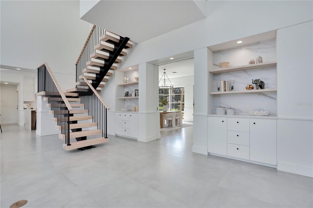 Active With Contract: $2,375,000 (5 beds, 4 baths, 4688 Square Feet)