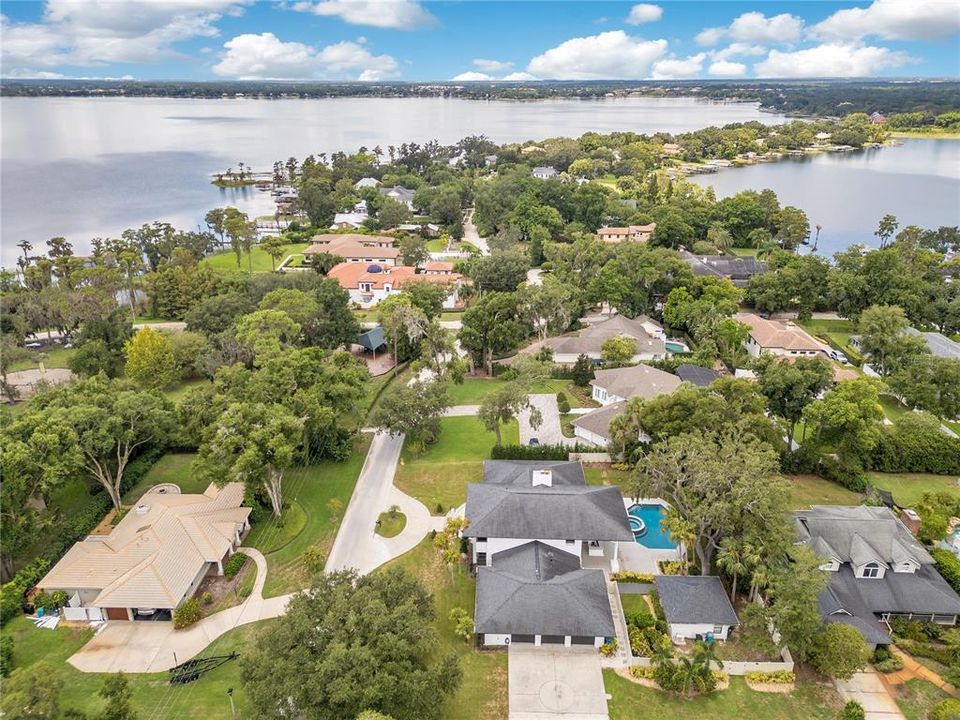 Active With Contract: $2,375,000 (5 beds, 4 baths, 4688 Square Feet)