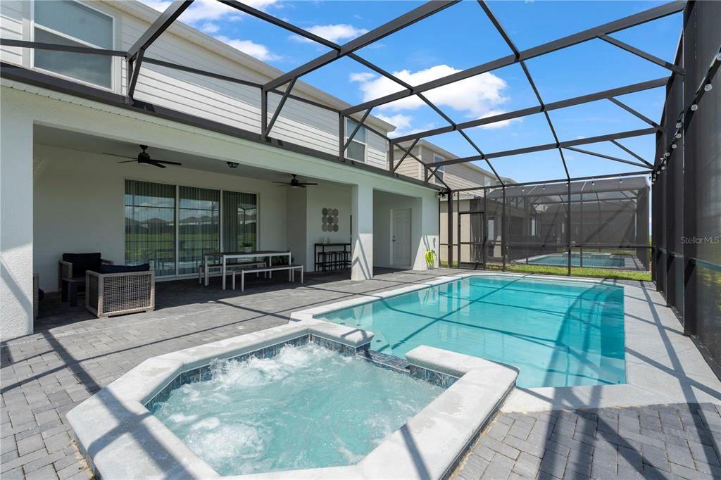 En Venta: $898,000 (10 camas, 8 baños, 4399 Pies cuadrados)