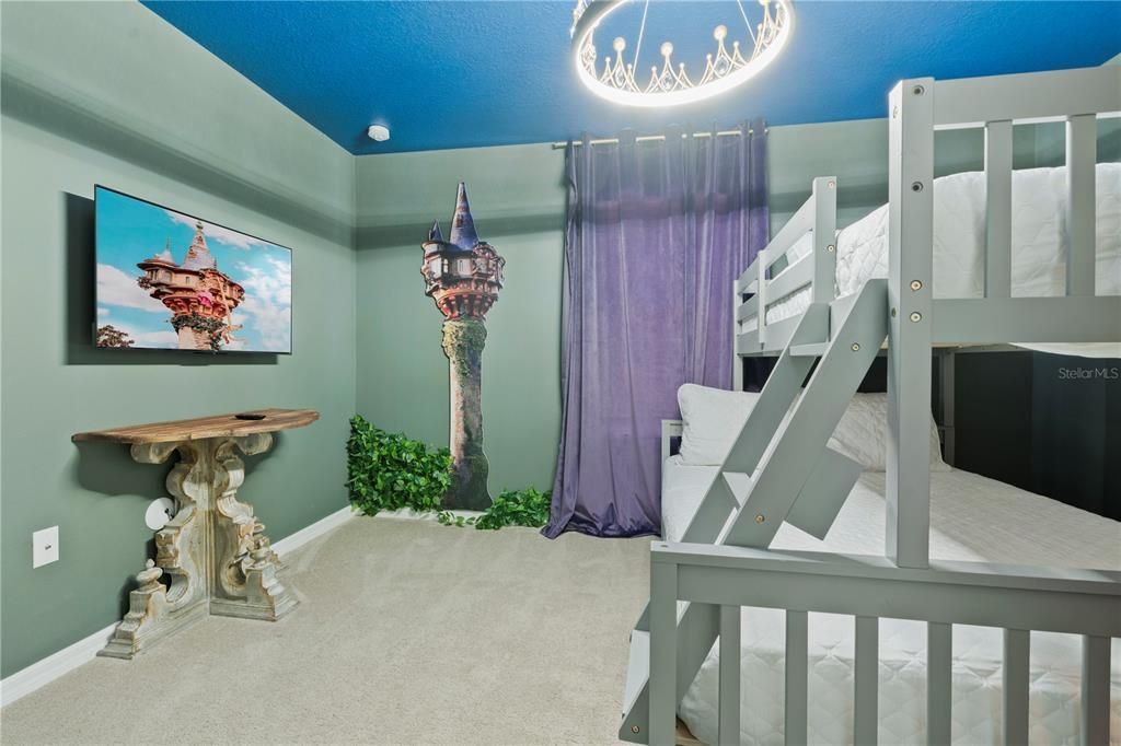 En Venta: $898,000 (10 camas, 8 baños, 4399 Pies cuadrados)