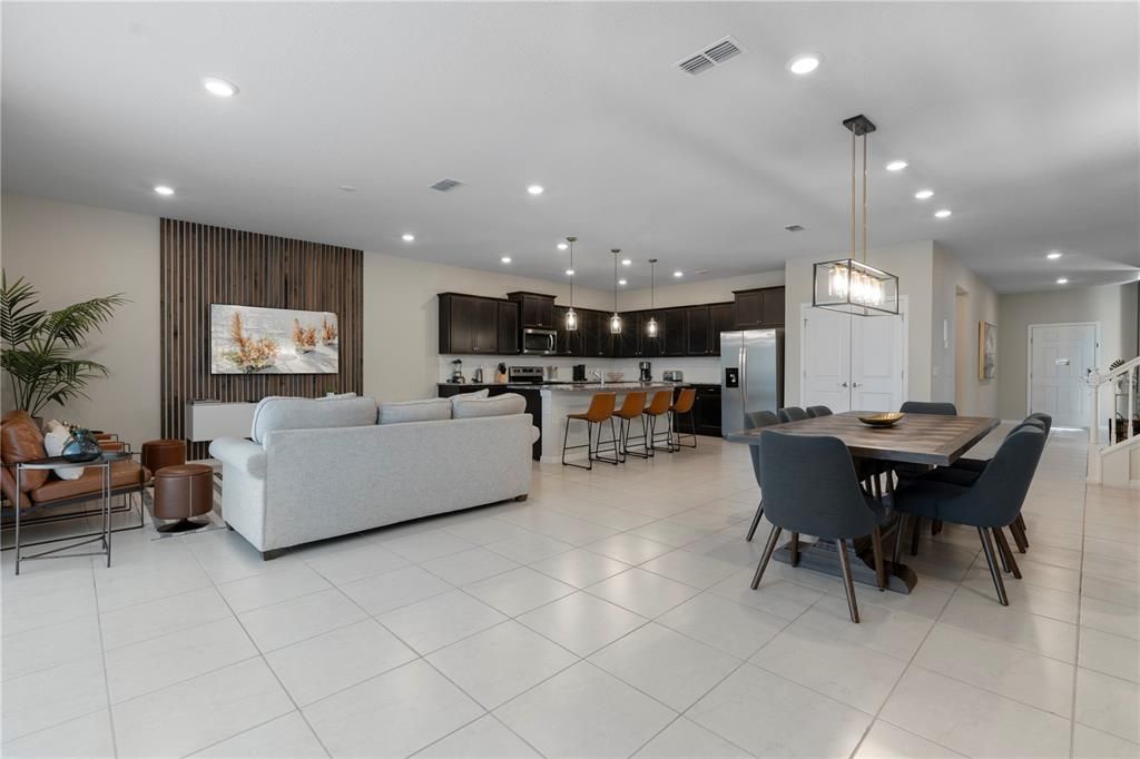 En Venta: $898,000 (10 camas, 8 baños, 4399 Pies cuadrados)