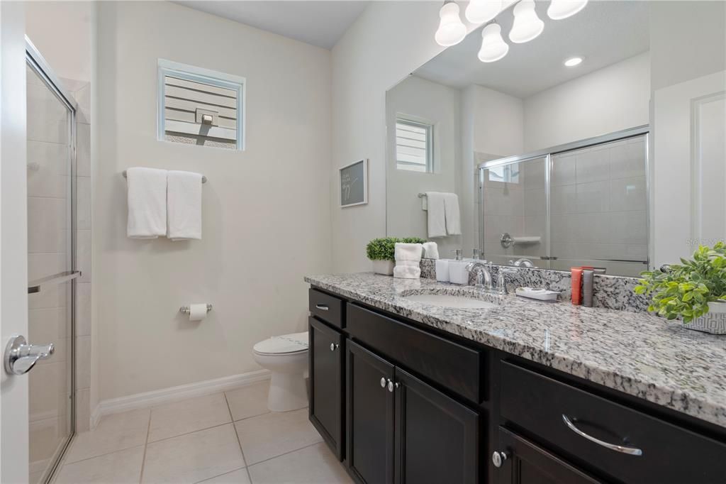 En Venta: $898,000 (10 camas, 8 baños, 4399 Pies cuadrados)