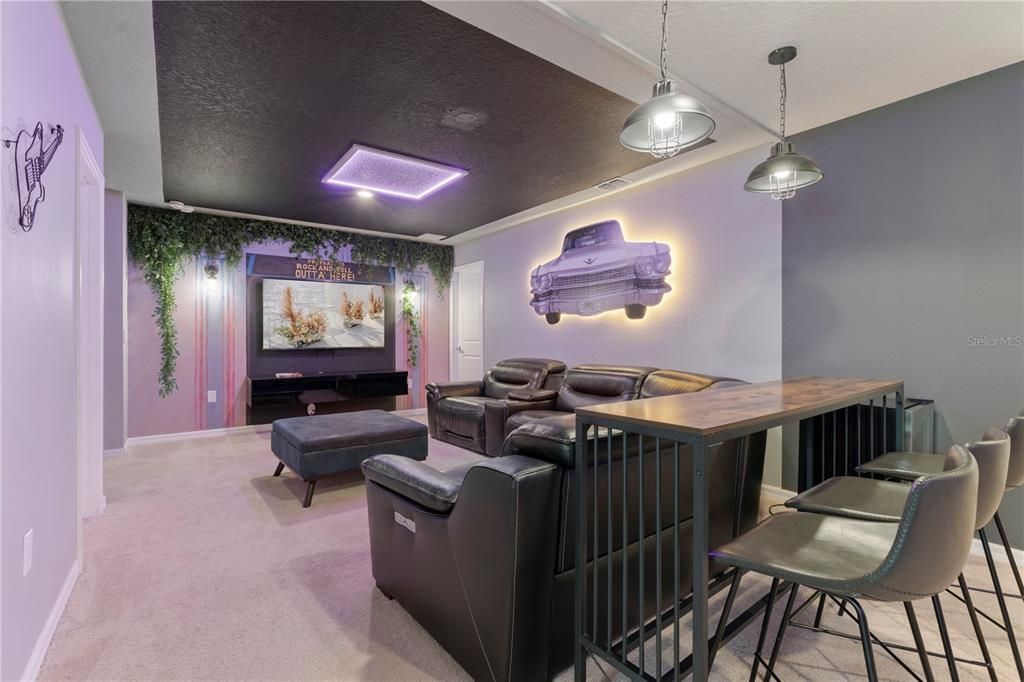 En Venta: $898,000 (10 camas, 8 baños, 4399 Pies cuadrados)