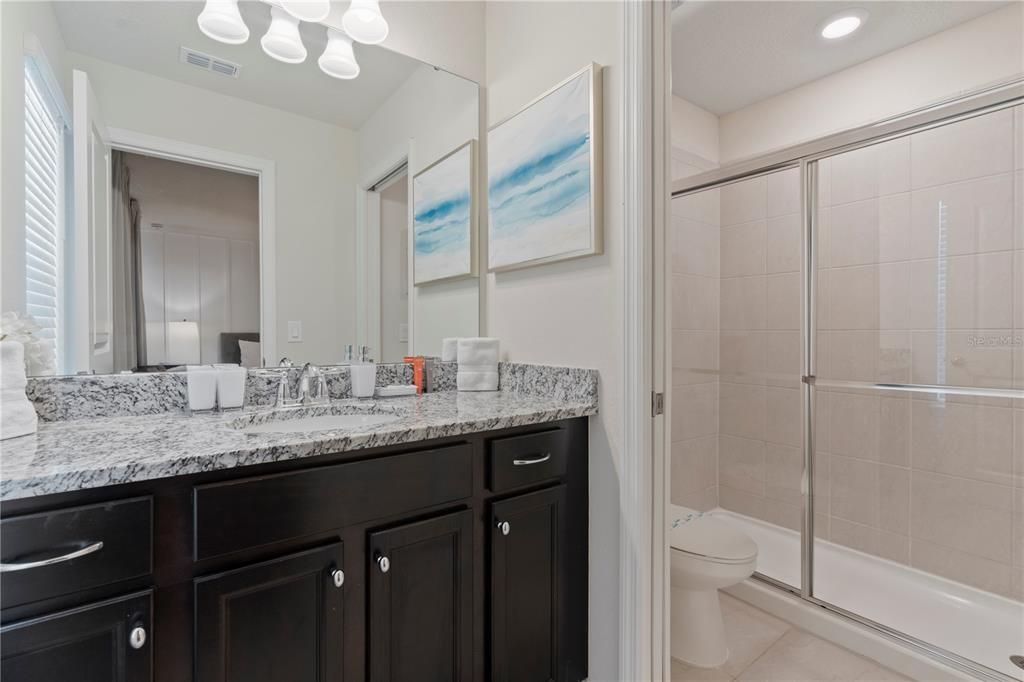 En Venta: $898,000 (10 camas, 8 baños, 4399 Pies cuadrados)