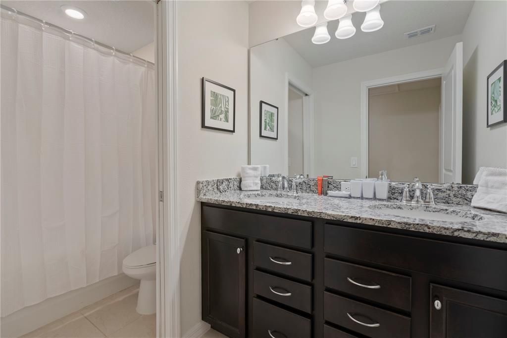 En Venta: $898,000 (10 camas, 8 baños, 4399 Pies cuadrados)