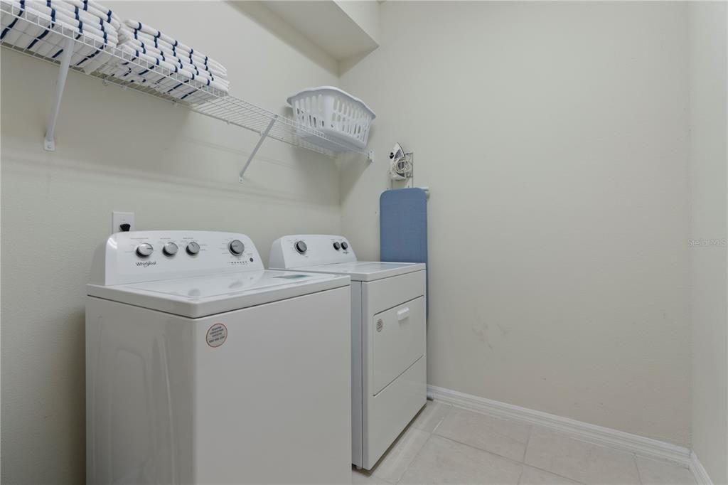 En Venta: $898,000 (10 camas, 8 baños, 4399 Pies cuadrados)