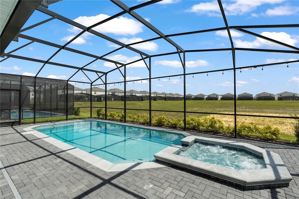 En Venta: $898,000 (10 camas, 8 baños, 4399 Pies cuadrados)