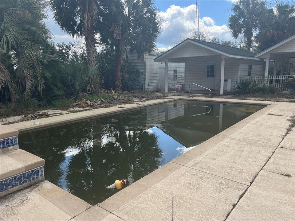 На продажу: $500,000 (5 спален, 3 ванн, 2584 Квадратных фут)