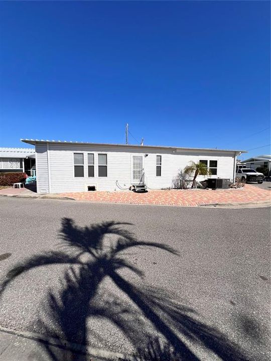 Recently Sold: $98,000 (2 beds, 2 baths, 900 Square Feet)