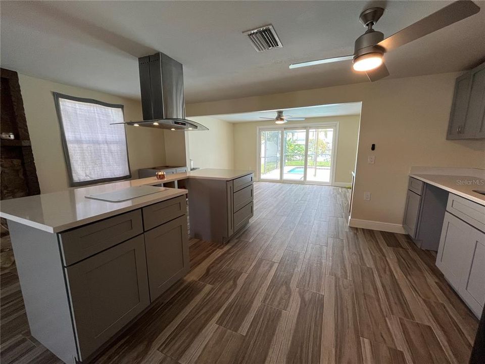 待售: $440,000 (3 贝兹, 2 浴室, 1444 平方英尺)