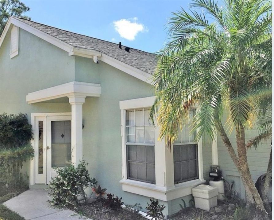 最近售出: $155,000 (2 贝兹, 1 浴室, 959 平方英尺)