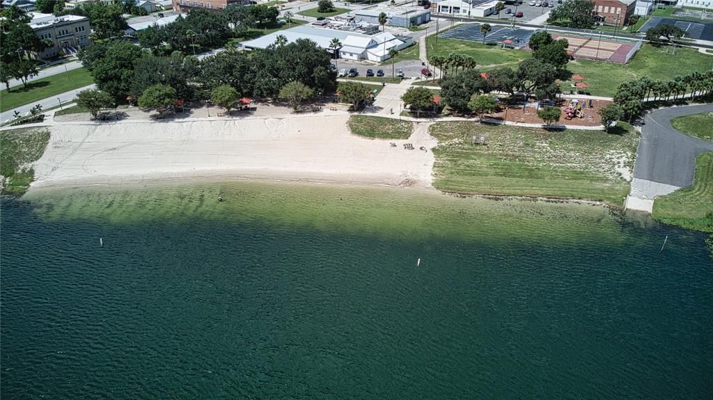 待售: $114,000 (2 贝兹, 1 浴室, 1016 平方英尺)