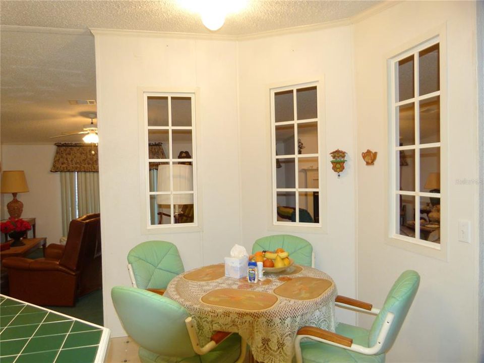 For Sale: $349,000 (3 beds, 2 baths, 1968 Square Feet)