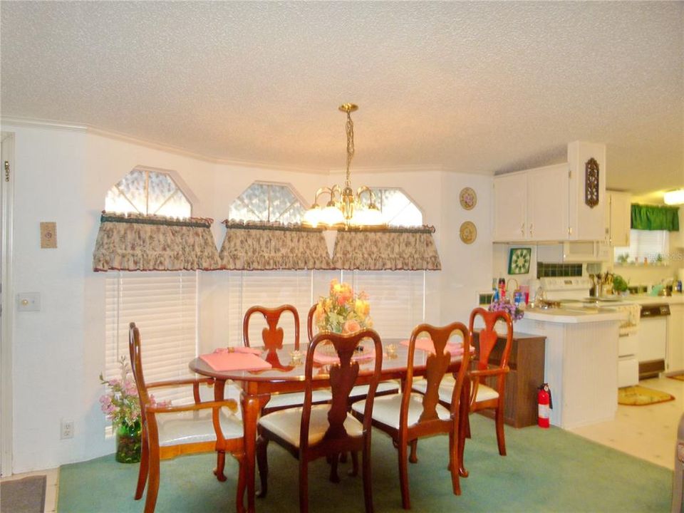 For Sale: $349,000 (3 beds, 2 baths, 1968 Square Feet)