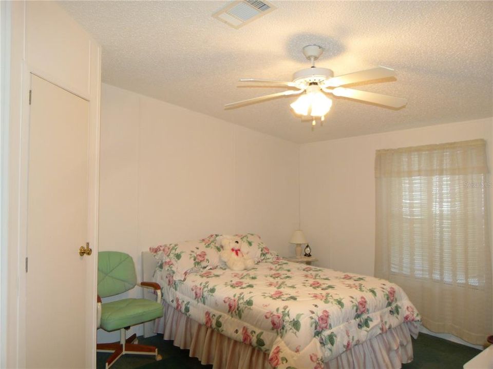 For Sale: $349,000 (3 beds, 2 baths, 1968 Square Feet)